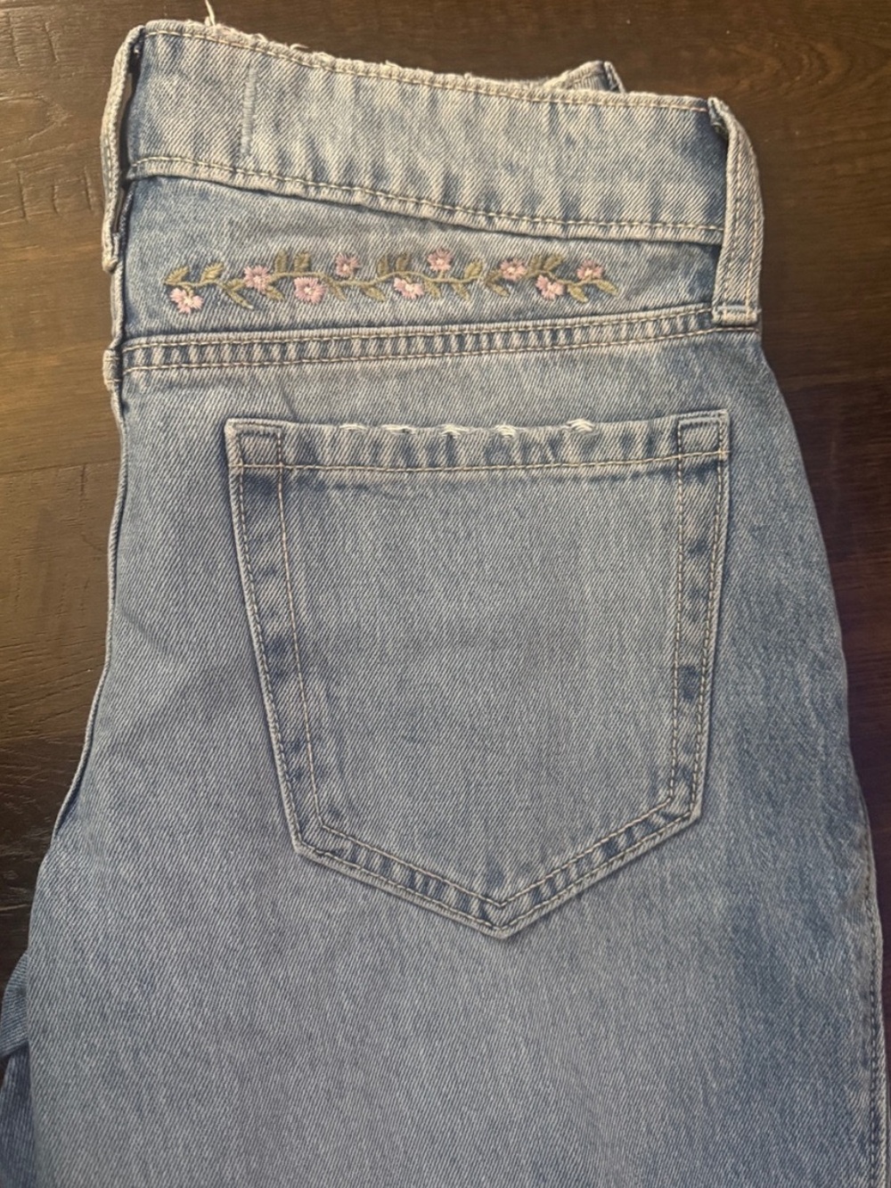 NWT Hollister Low Rise Baggy Size 23 Short